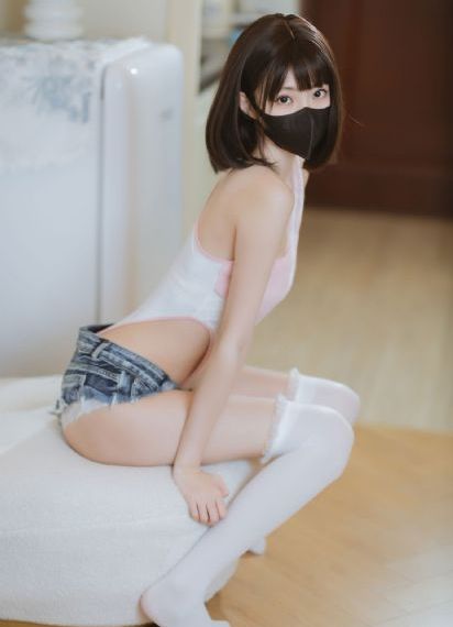 黑人两根一前一后挺进视频